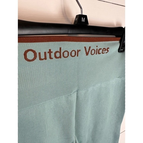 NWT Outdoor Voices Seamless Rib 7/8 Leggings in Storm Medium - Picture 6 of 6